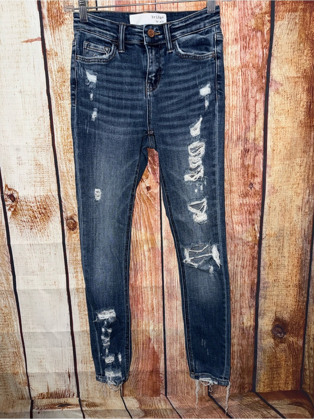 Bridge by Gly women’s size 23 Distressed Skinny Jeans